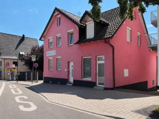 Provisionsfrei: A+ Mehrfamilienhaus 3 WE mit Wärmepumpe, Birken