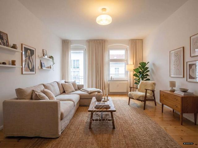 Provisionsfrei: Altbaucharme nahe der Spree – 3 Zimmer Altbau mit Balkonaustritt & Gäste WC