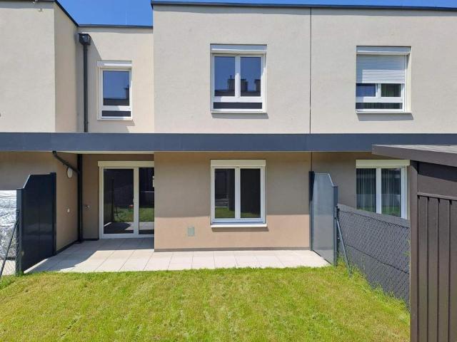 PROVISIONSFREI & BEZUGSFERTIG GEFÖRDERTES REIHENHAUS MIT KAUFOPTION