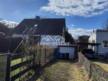 Provisionsfrei, Bezugsfrei: Einfamilienhaus mit Garage in Berlin Rudow
