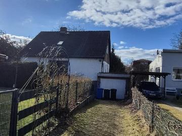 Provisionsfrei, Bezugsfrei: Einfamilienhaus mit Garage in Berlin Rudow Einfamilienhaus Berlin