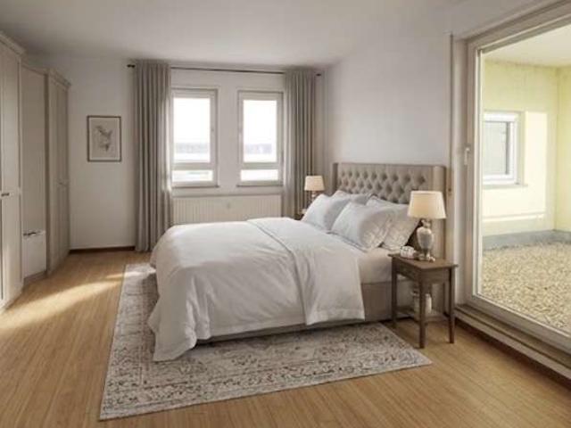 Provisionsfrei: bezugsfreie 73 m² Wohnung, Westloggia, Aufzug, TG Platz