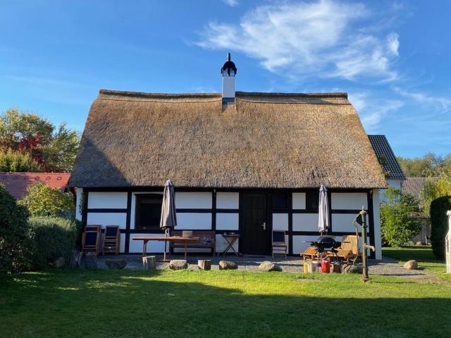 PROVISIONSFREI BIS 30.09 Saniertes Bauernhaus, Scheune, 2100qm