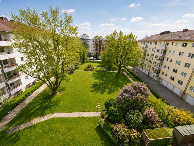 Provisionsfrei* Charmante 3 Zimmer Wohnung mit Balkon