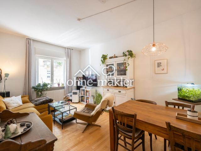 Provisionsfrei! Charmante vermietete 2 Zimmer Altbau Wohnung ca.51 m² +Balkon in der Südweststadt