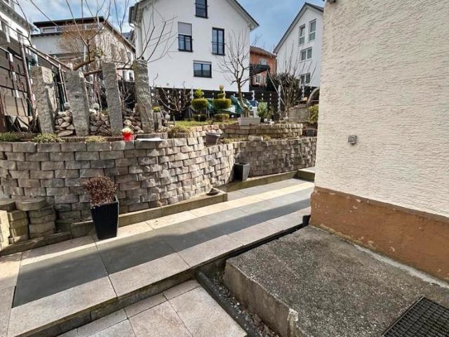 Provisionsfrei: Charmantes Einfamilienhaus mit Garage in Aalen
