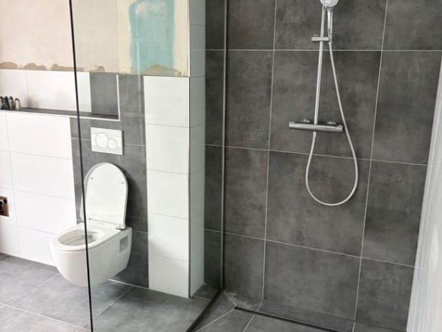 Provisionsfrei* Das letzte Einfamilienhaus/Mittelhaus mit PV+Speicher 10,4 KW+Garage 140m zum Rheinufer Energiebedarf 22,4 kWh/m2/a