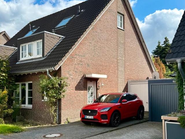 Provisionsfrei DHH 122qm 5Zi Spielstraße Südlage 318qm