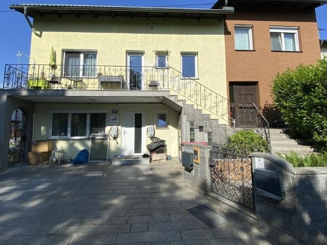 Provisionsfrei* Ein Mehrfamilienhaus, 2 Wohneinheiten, 1x Büro, getrennte Eingänge, Wellnessbereich