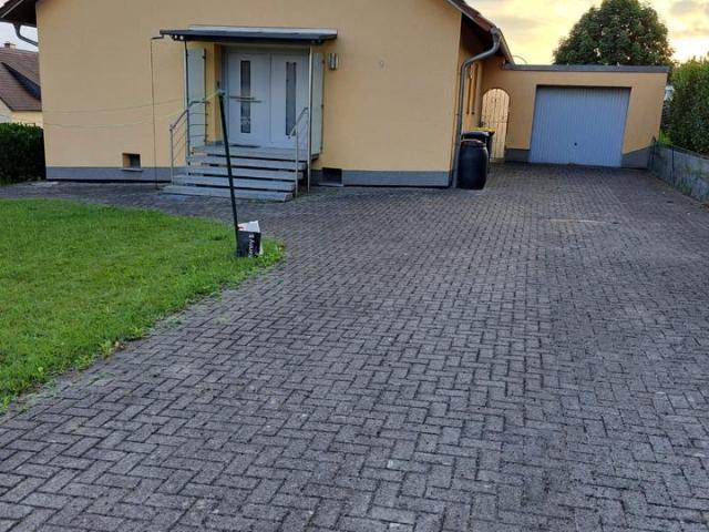 Provisionsfrei Einfamilienhaus in sonniger Lage