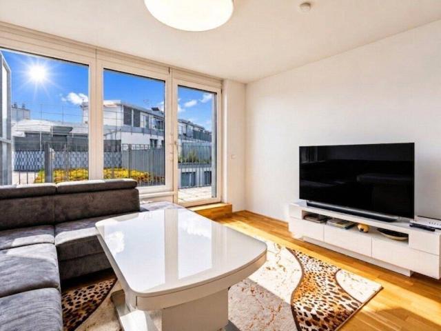 PROVISIONSFREI | EINMALIGE AUSSICHT AM WIENERBERG | Dachterrassenwohnung | 3 Zimmer | ca. 71 m² NFL | Doppelgarage