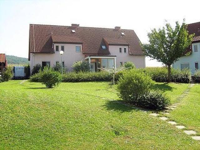 GARTENWOHNUNG mit 3 Zimmern in ruhiger Lage geförderte Miete 3 Zimmer