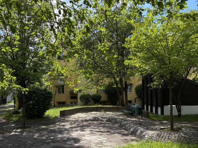 Provisionsfrei: Exklusive 5 Zimmerwohnung mit Westbalkon in Bogenhausen. Bitte keine Makleranfragen!
