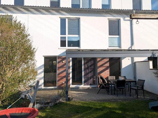 provisionsfrei Familienfreundliches Reihenmittelhaus in Hürth