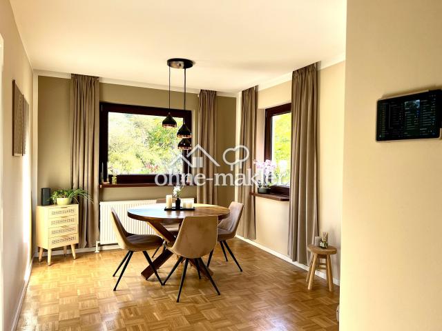 Provisionsfrei: Feldrand Idylle trifft Smart Home – Vollklima, PV & sehr niedrige Energiekosten