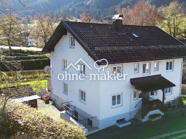PROVISIONSFREI! Freistehendes, teilvermietetes Zweifamilienhaus mit PV Anlage