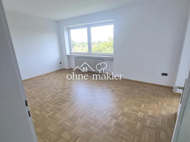 !PROVISIONSFREI! Frisch renovierte 3 Zimmer Wohnung in München Hadern/Blumenau