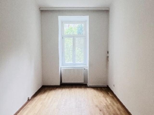 Provisionsfrei für den Mieter! Großzügige Singlewohnung in der Netzgasse!