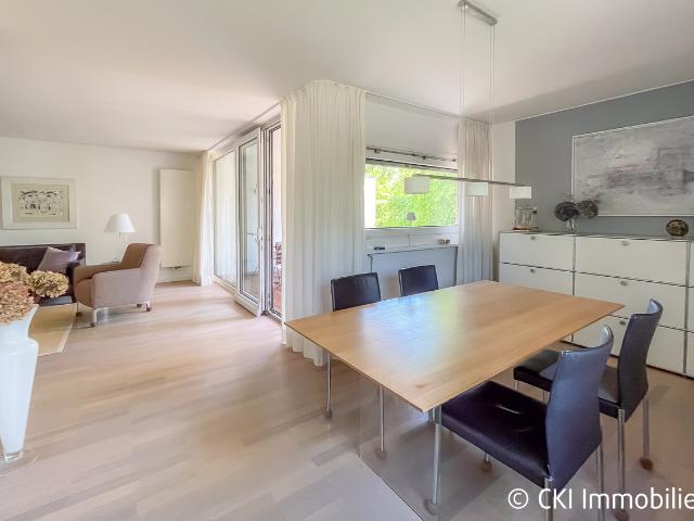 Provisionsfrei für Käufer! Moderne 3 Zi. ETW mit Südloggia in sehr ruhiger Ortsrandlage in Krailling