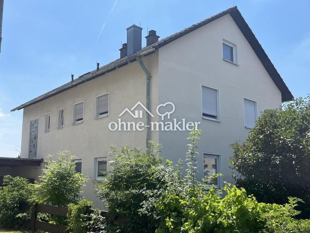 Provisionsfrei: Gepflegtes Zweifamilienhaus mit Garten & Garage in guter Wohnlage von Weiden