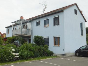 FRISCH SANIERT Wunderschöne 3 Zimmer Wohnung mit Balkon in ruhiger Lage geförderte Miete ODER geförderte Miete mit Kaufoption 3 Zimmer