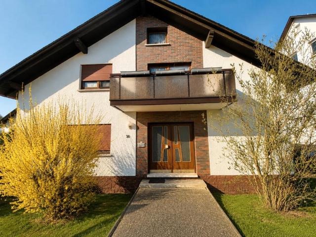 Provisionsfrei! Großes Zweifamilienhaus auf 800 m² Grundstück