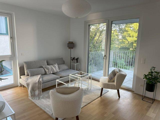 Provisionsfrei: Großzügig Wohnen 4 Zimmer mit Balkon im Grünen ERSTBEZUG