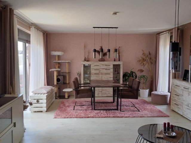 Provisionsfrei! Großzügige Maisonette in Neuss Grimlinghausen