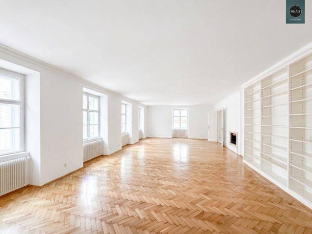 Provisionsfrei: Großzügige Stadtwohnung in absoluter Bestlage nahe Stephansplatz!
