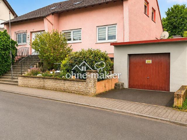 Provisionsfrei! Großzügiges Ein /Zweifamilienhaus mit Garage & Garten in Klein Umstadt