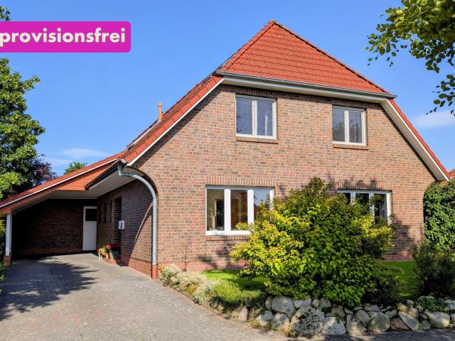 Provisionsfrei: Großzügiges Einfamilienhaus mit Südterrasse und Garten in Jaderberg