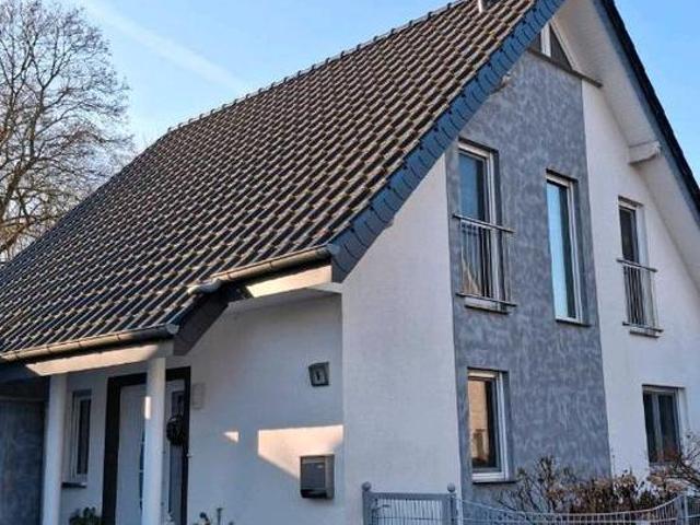 Provisionsfrei Haus mit einer WohnNutzfläche von ca. 165m2