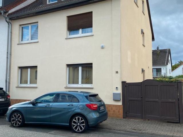 Provisionsfrei Haus für die ganze Familie Frankfurt Zeilsheim