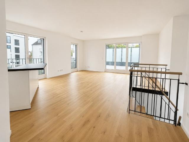 Provisionsfrei! Haus im Haus Konzept | Exklusive Maisonettewohnung mit 15 m² Dachterrasse | Erstbezug in Bilk