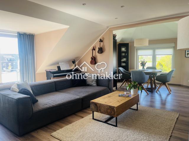 Provisionsfrei: Helle Maisonette mit Erker, Garage & Südbalkon in Salzgitter Fredenberg
