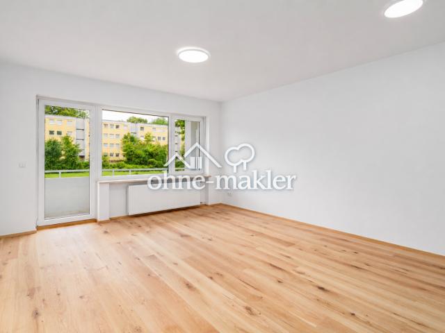 Provisionsfrei: Helle, neue 3 Zimmer Wohnung mit Sonnenbalkon in ruhiger Grünlage