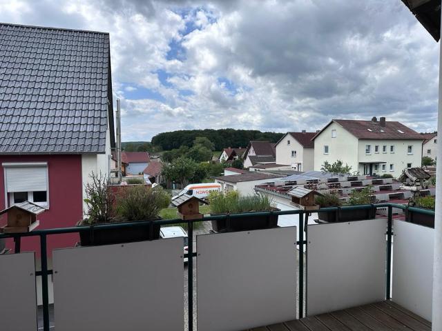 Provisionsfrei hochwertige 4 Zimmer Maisonette mit Wallbox