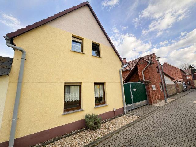 PROVISIONSFREI! Immobilie mit PV Anlage, Werkstatt, Scheune & Einliegerwohnung