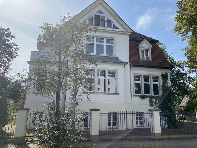 Provisionsfrei in Nähe Heiliger See: 4 Zimmer Terrassenwohnung in der Berliner Vorstadt