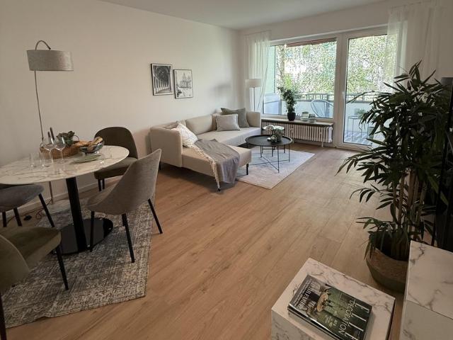 Provisionsfrei / Kernsanierte 3 Zimmer Wohnung in Wiesbaden Schierstein mit Balkon & Stellplatz