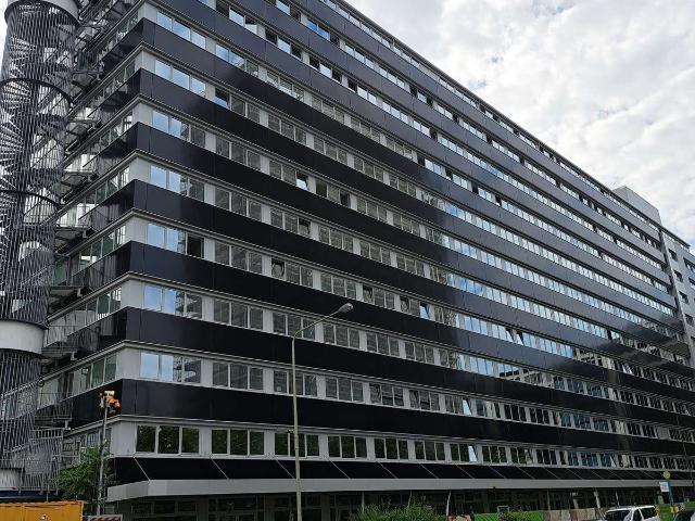 Provisionsfrei! Kernsanierte 1 Zimmer Appartment Vollmöbliert mit Einbauküche Barrierefrei