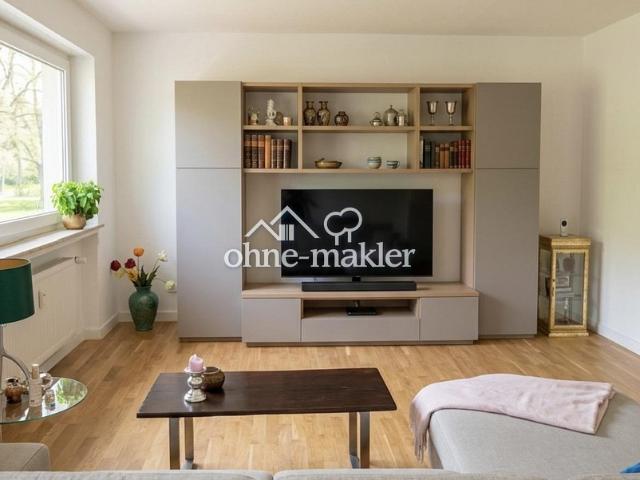 Provisionsfrei: Kernsanierte 2 Zi. Wohnung mit 2 Balkonen & TG Platz – Bogenhausen, bezugsfrei
