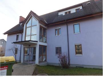 Sehr schöne 2 Zimmer Wohnung mit Balkon in ruhiger Lage NEUE KÜCHE geförderte Miete ODER geförderte Miete mit Kaufoption 2 Zimmer