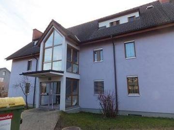 Wunderschöne 3 Zimmer Wohnung in ruhiger Lage mit Loggia und Garage geförderte Miete ODER geförderte Miete mit Kaufoption 3 Zimmer