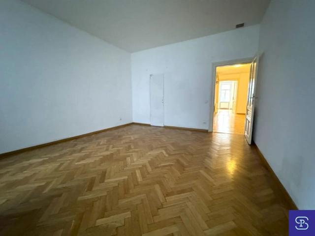 Provisionsfrei: Klassischer 81m² Altbau mit Einbauküche und 2 Zimmern 1090 Wien