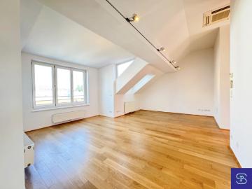 Provisionsfrei: Klimatisierte 104m² DG Wohnung + Terrasse und Wintergarten 1160 Wien