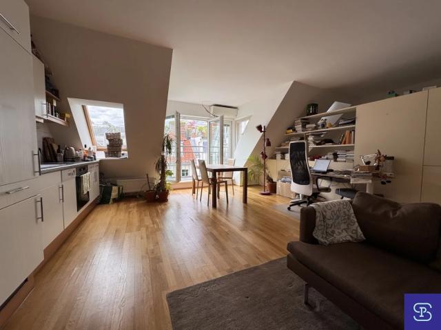 Provisionsfrei: Klimatisierte 56,5m² DG Wohnung + 40m² Terrasse in Toplage 1080 Wien