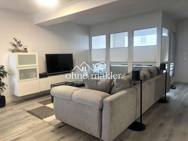Provisionsfrei: Lichtdurchflutetes 4 Zimmer Wohlfühlglück mit Top Ausstattung & Garage in Walldürn