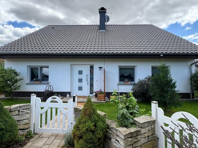Provisionsfrei! Mediterranes Landhaus mit Wohlfühlgarten und Wellnessbereich in Nauen Wachow