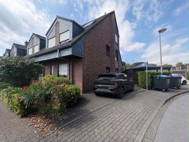 PROVISIONSFREI* Moderne Maisonette ETW mit Garten und Stellplatz
